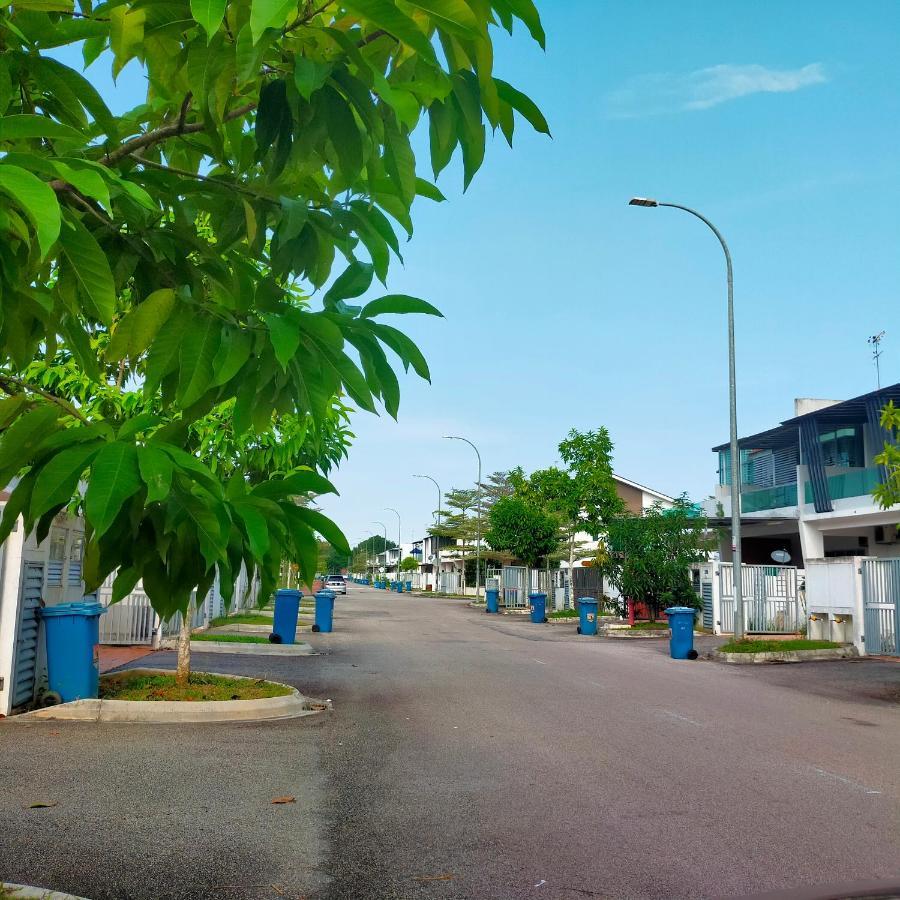 Casuarina Sea Breeze Desaru Apartman Kültér fotó